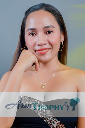 226030 - Rheza Age: 32 - Philippines