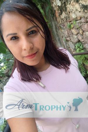 226105 - Lucero Age: 29 - Mexico