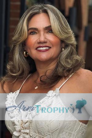 226180 - Monica Age: 52 - Colombia