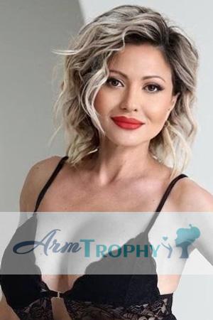 226225 - Nadiia Age: 46 - Ukraine