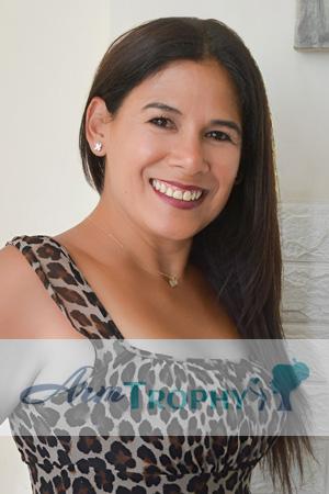 226325 - Jenny Age: 48 - Peru