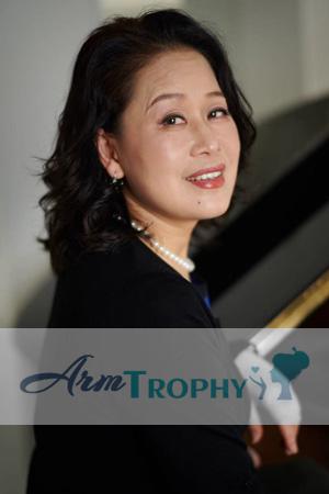 226438 - Jasmine Age: 61 - Australia