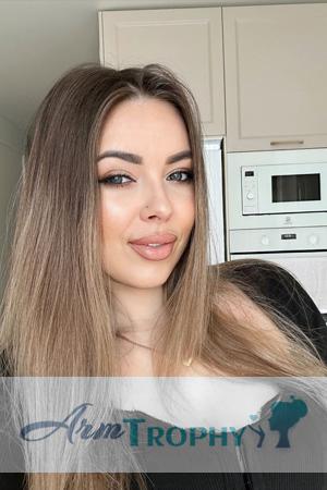 226770 - Khrystyna Age: 33 - Ukraine