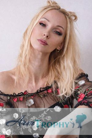 227356 - Veronika Age: 30 - Ukraine