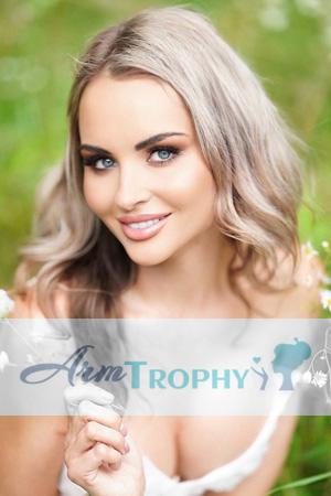 227410 - Anastasiia Age: 37 - Ukraine