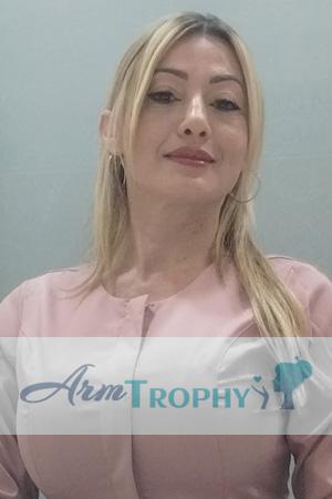 227518 - Raquel Age: 45 - Costa Rica