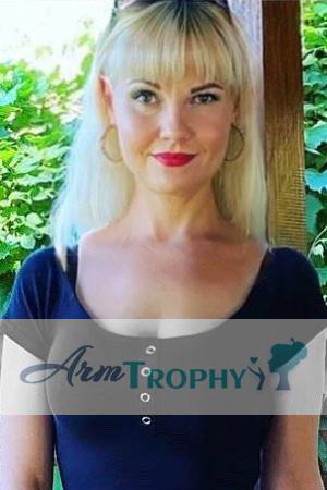227935 - Svitlana Age: 47 - Ukraine