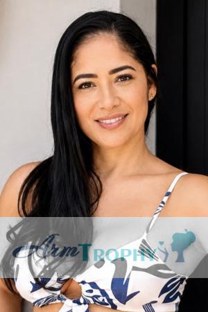227960 - Lesly Age: 42 - Colombia