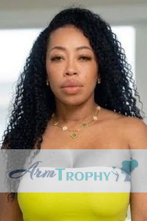 227997 - Jenifer Age: 43 - Colombia