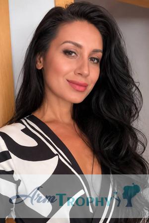 228063 - Yanina Age: 38 - Ukraine
