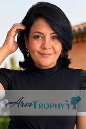 228097 - Liliana Age: 52 - Colombia
