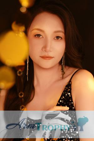 228162 - Yating Age: 38 - China