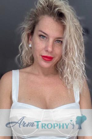 228200 - Nataliia Age: 42 - Ukraine