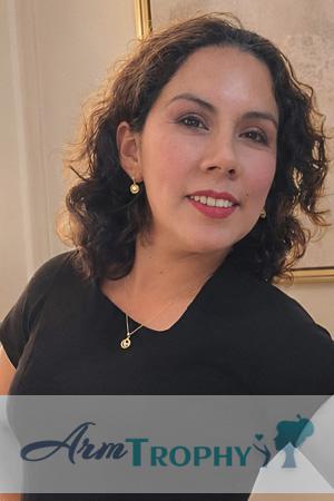 228223 - Evelyn Age: 41 - Peru