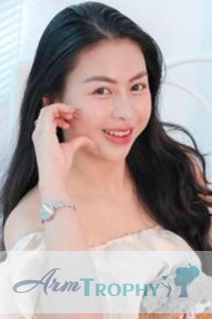 228413 - Minh Thu Age: 23 - Vietnam