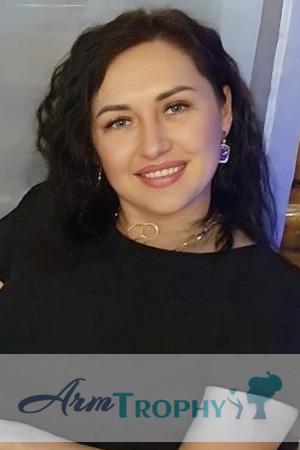 228565 - Alona Age: 36 - Ukraine