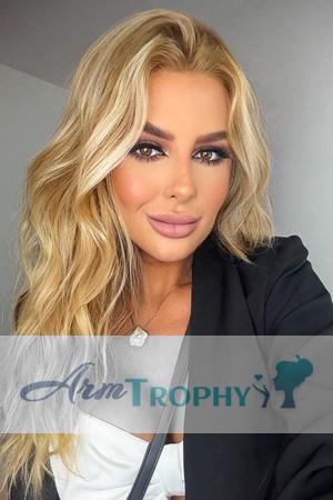 228567 - Raissa Age: 38 - Brazil
