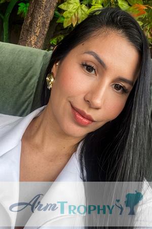 228877 - Lizeth Age: 34 - Colombia