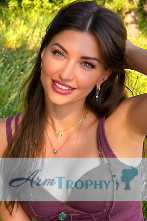 229124 - Viktoriia Age: 37 - Ukraine