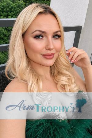 229137 - Kateryna Age: 38 - Ukraine