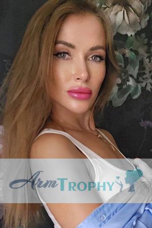 229222 - Kseniia Age: 45 - Ukraine