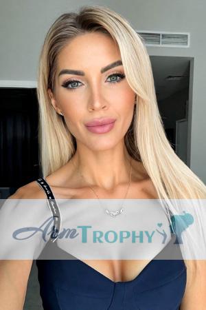 229227 - Anastasiia Age: 36 - Ukraine