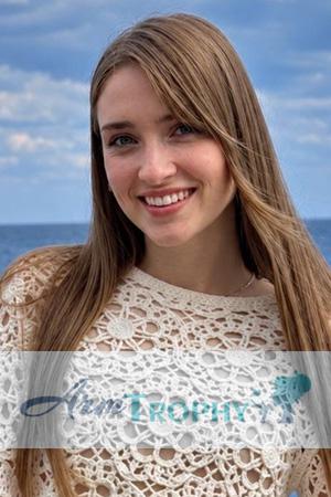 229405 - Diana Age: 28 - Ukraine