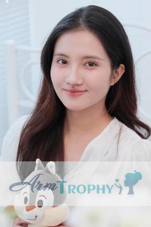 229428 - Ngoc Trang Age: 20 - Vietnam