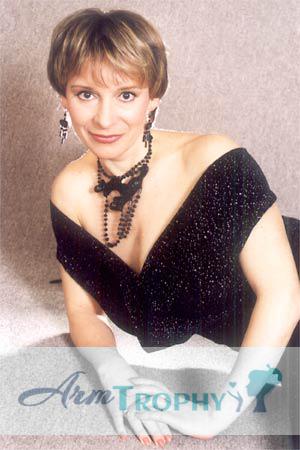 50144 - Svetlana Age: 39 - Russia