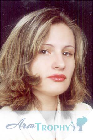 50700 - Victoria Age: 35 - Russia