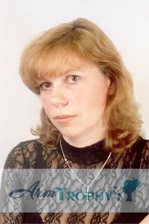 50911 - Larisa Age: 50 - Russia