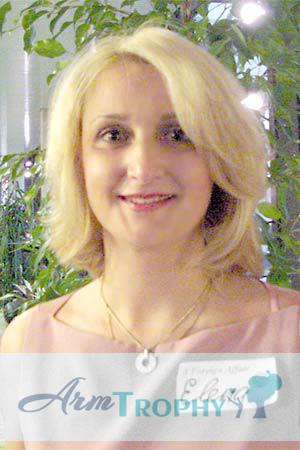 51057 - Natalia Age: 45 - Russia