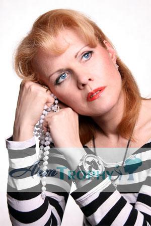 51157 - Liliana Age: 45 - Russia