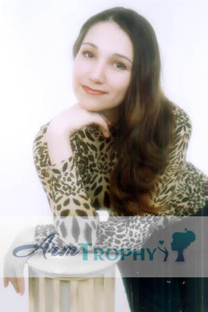 51273 - Jamila Age: 40 - Russia