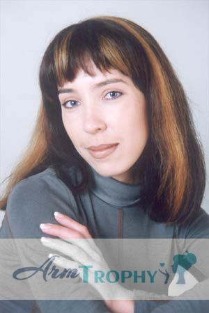 51398 - Natalia Age: 39 - Russia