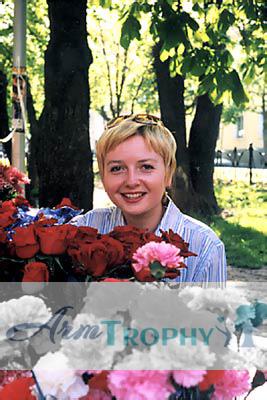 51518 - Elena Age: 37 - Russia