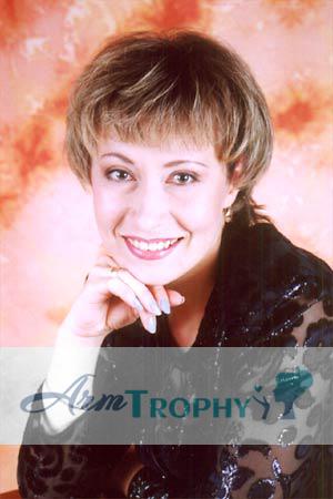 51600 - Natalia Age: 40 - Russia