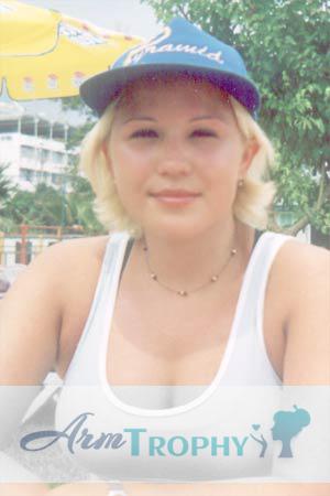 51604 - Oxana Age: 36 - Russia