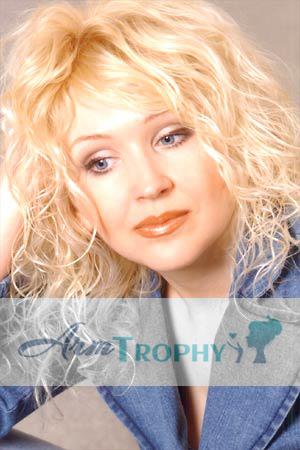 51606 - Lubov Age: 41 - Russia
