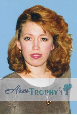 51683 - Elena Age: 47 - Russia