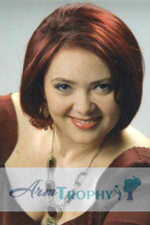 51686 - Natalia Age: 35 - Russia