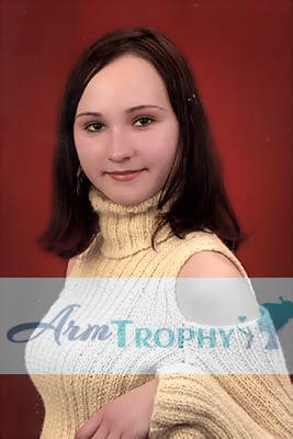 51826 - Oksana Age: 28 - Russia