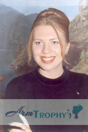 51846 - Polina Age: 30 - Russia