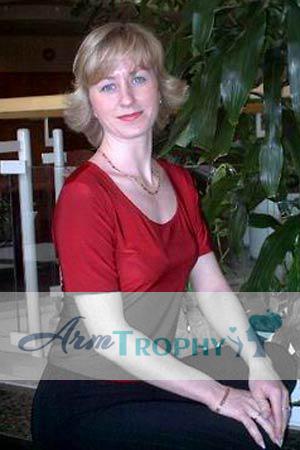 51955 - Svetlana Age: 41 - Russia