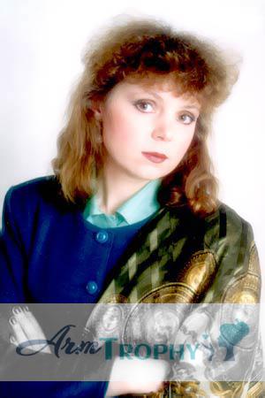 52105 - Raisa Age: 44 - Russia