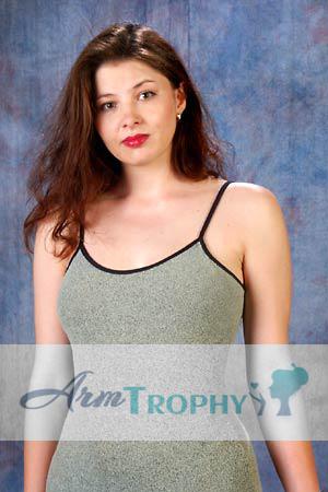 52140 - Natalia Age: 38 - Russia