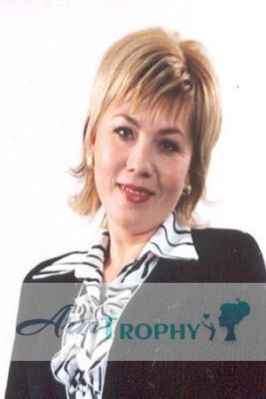 52148 - Elena Age: 47 - Russia