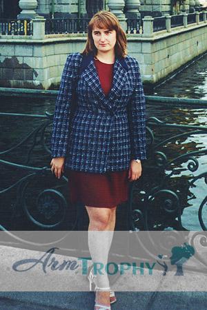 52393 - Svetlana Age: 29 - Russia