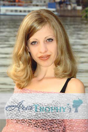 52528 - Tatiana Age: 34 - Russia