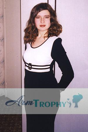 52549 - Ksenia Age: 33 - Russia